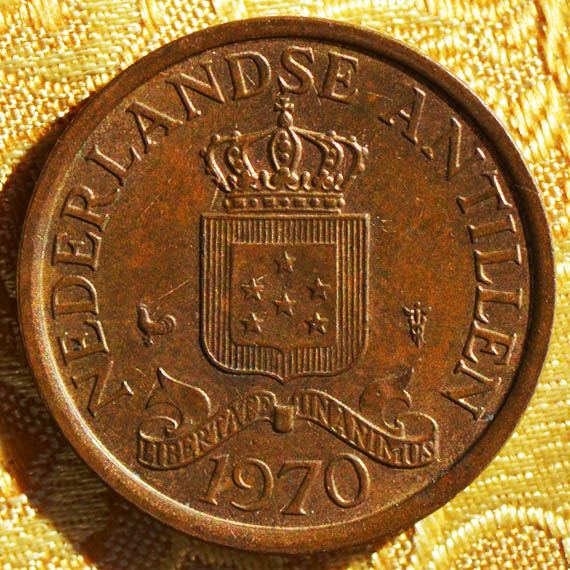 File:Neth Antilles 1970 cent obv DSLR.jpg