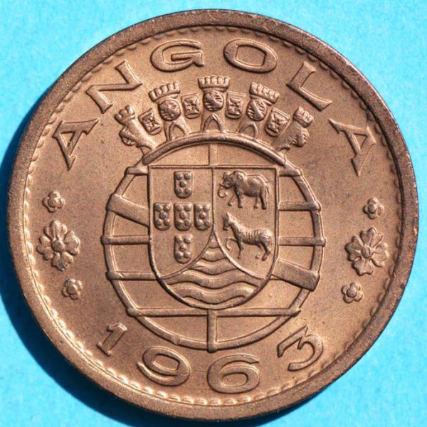 File:Angola 1963 escudo obv DSLR.jpg