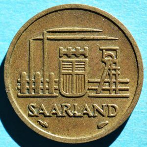Saarland 1954 10 franken rev DSLR.jpg
