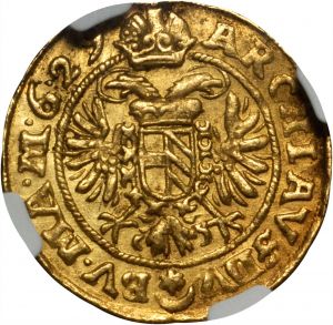Bohemia SB0715-30135r.jpg