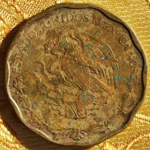 Mexico 1998 50 centavos rev DSLR.jpg