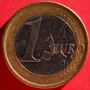 Spain 2008 euro rev DSLR.jpg