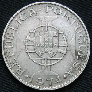 MOZ 1974 10escudos-obv.JPG