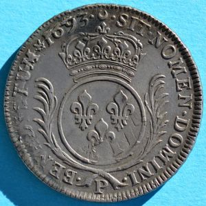 France 1693P ecu rev DSLR.jpg