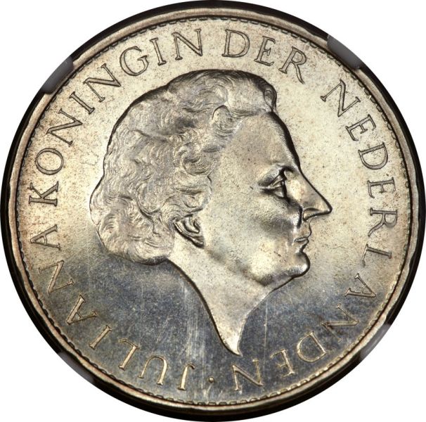 File:Surinam H3038-36722i.jpg