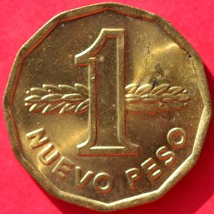 Uruguay 1978 peso rev DSLR.jpg