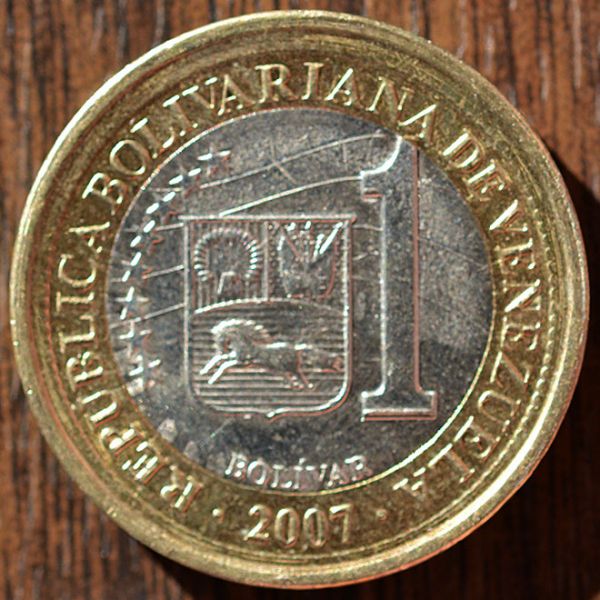 File:Venezuela 2007 bolivar obv DSLR.jpg