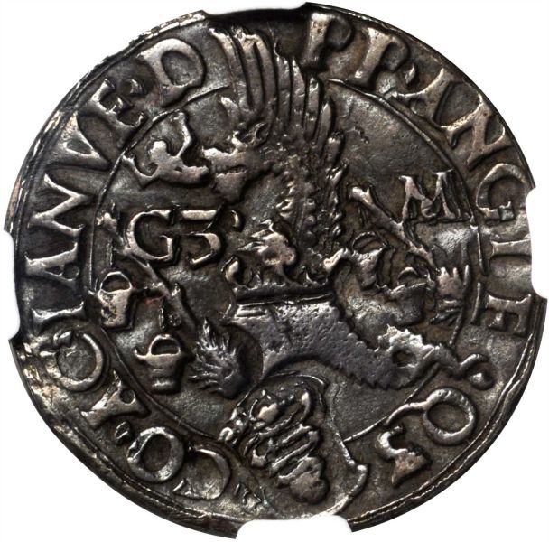 File:Milan Stacks Jan15-3992r.jpg
